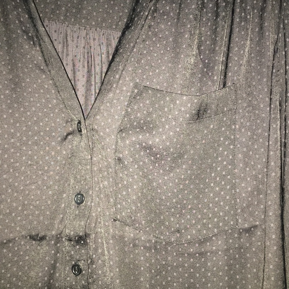 H&M button down blouse - Picture 3 of 4